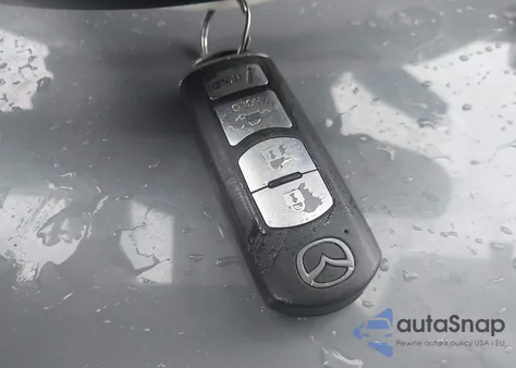 2015 Mazda Mazda3 I Sv z USA, uszkodzony, nr VIN JM1BM1T77F1244307